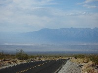 Death Valley, Californie, La route finit dans un mirage